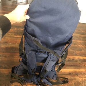 Minimeis baby/toddler shoulder carrier